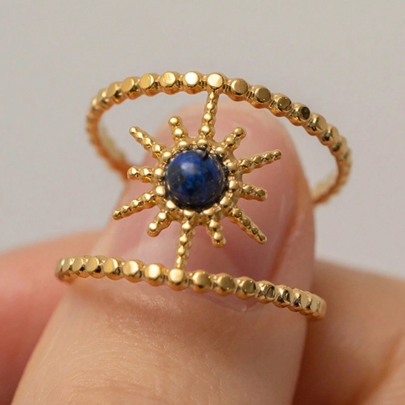 18k Gold Plated Stainless Steel Star Adjustable Ring - Picture 3 of 4